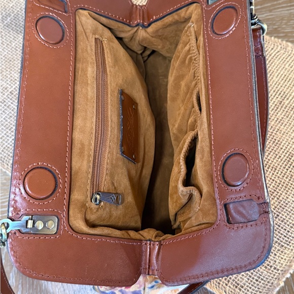 Patricia Nash Zelia Aegean Blooms Frame Convertible Bag - Picture 11 of 14